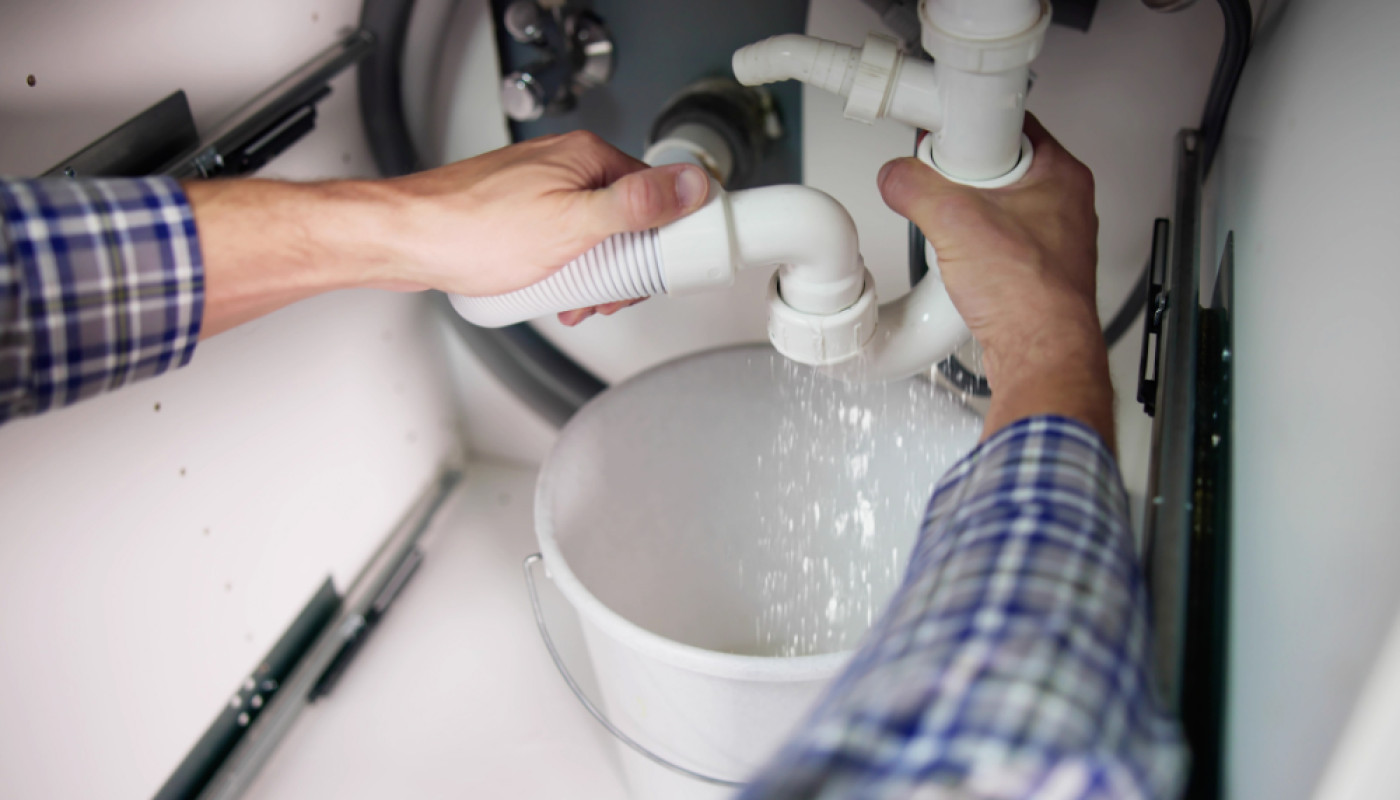 Recherche de fuite d’eau : qui contacter en Isère ?